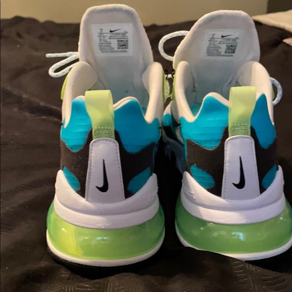 Nike Air Max 270 React (9) - Picture 3 of 3